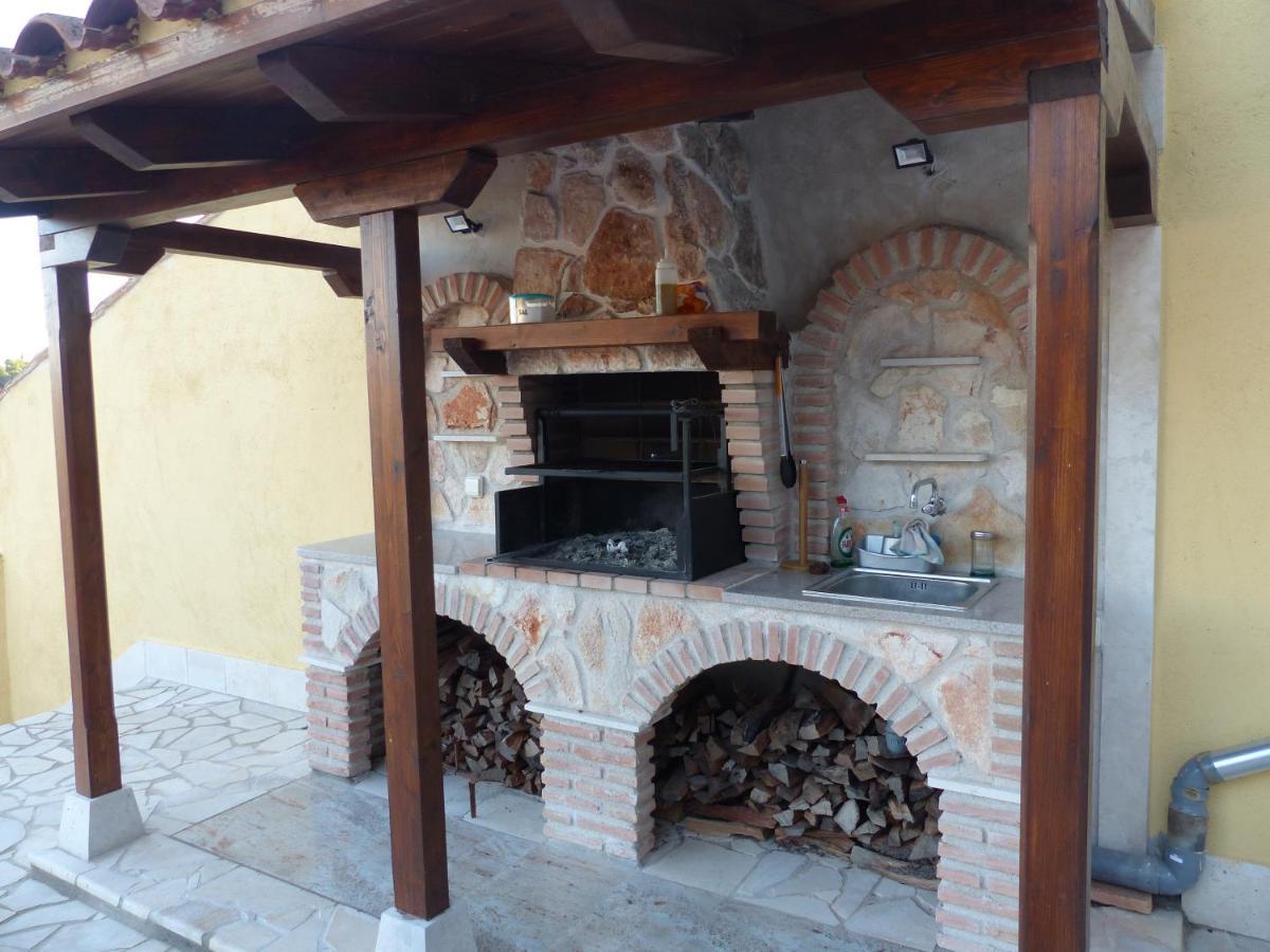 Casa De La Abuela Pili Daire Colmenar de Oreja Dış mekan fotoğraf
